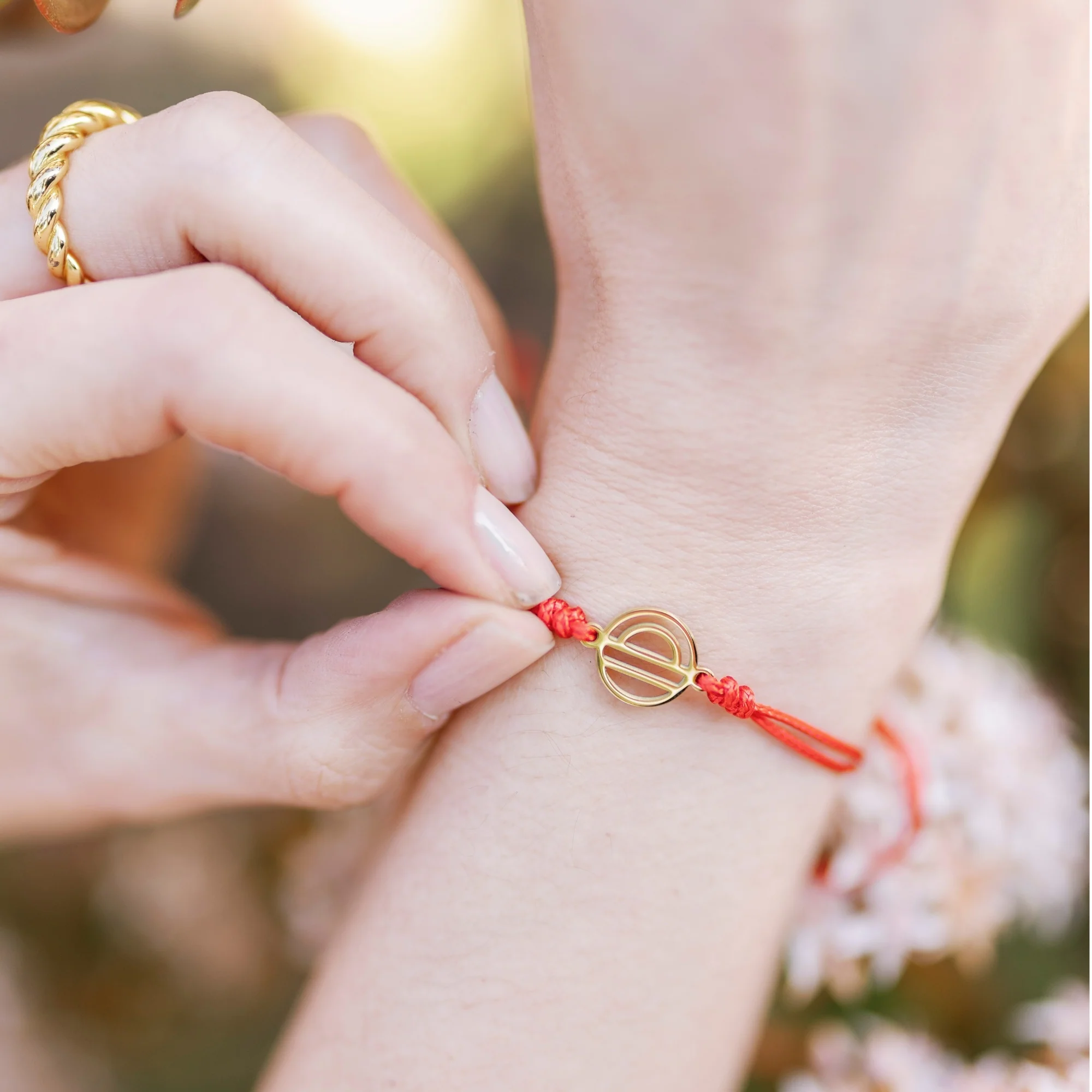 Libra Zodiac Thread Bracelet - Image 3