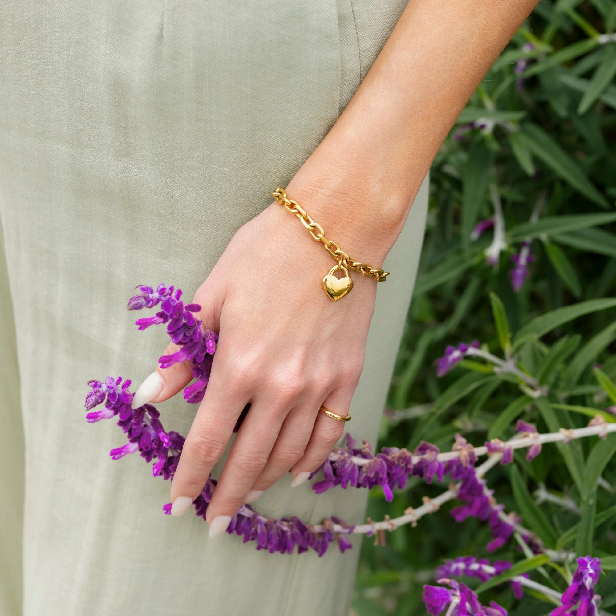 Love Yourself - Chain Bracelet - Image 4
