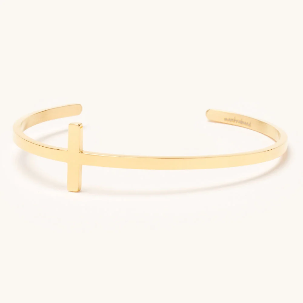 The Cross Bracelet